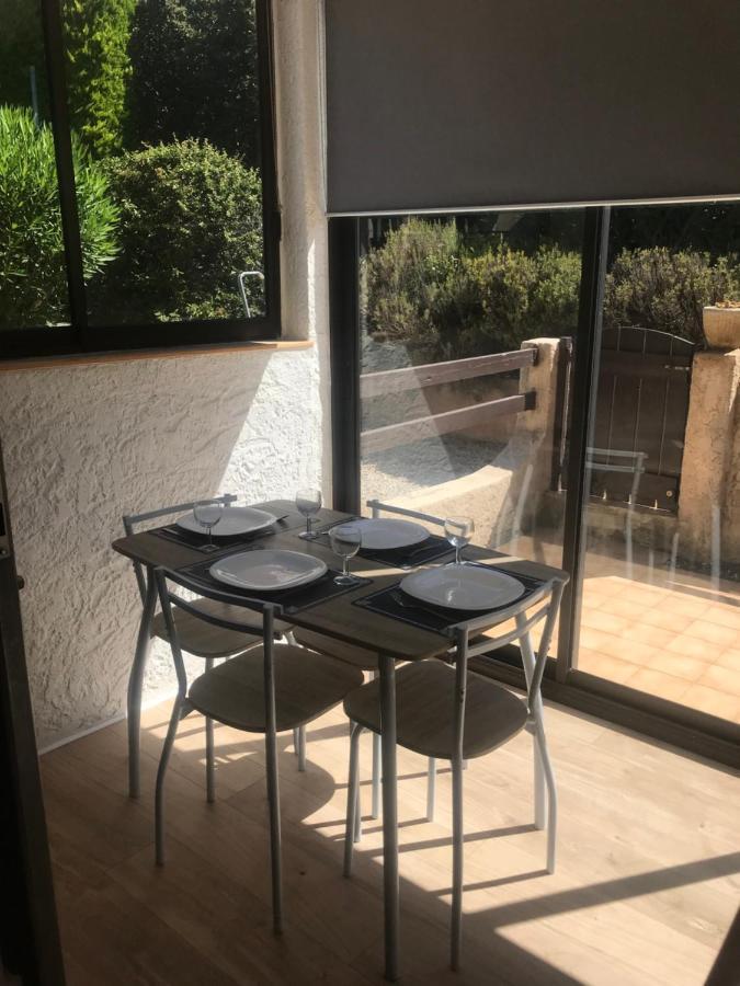 Studio 2 Adultes 2 Enfants Sanary Sur Mer A 800M De La Mer Exterior foto
